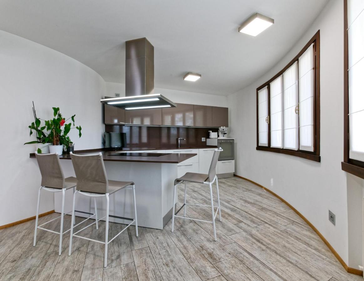 Nifty Intera Villa Con Piscina Relax, Idromassaggio E Sauna Muscletto Exterior foto